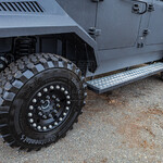 Inventory SWAT Truck Pit-Bull VX RHD B7 VIN: 1FDUF5HT4DEB83631  Exterior Images
